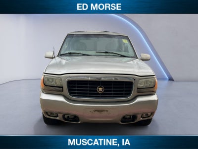 2000 Cadillac Escalade Base