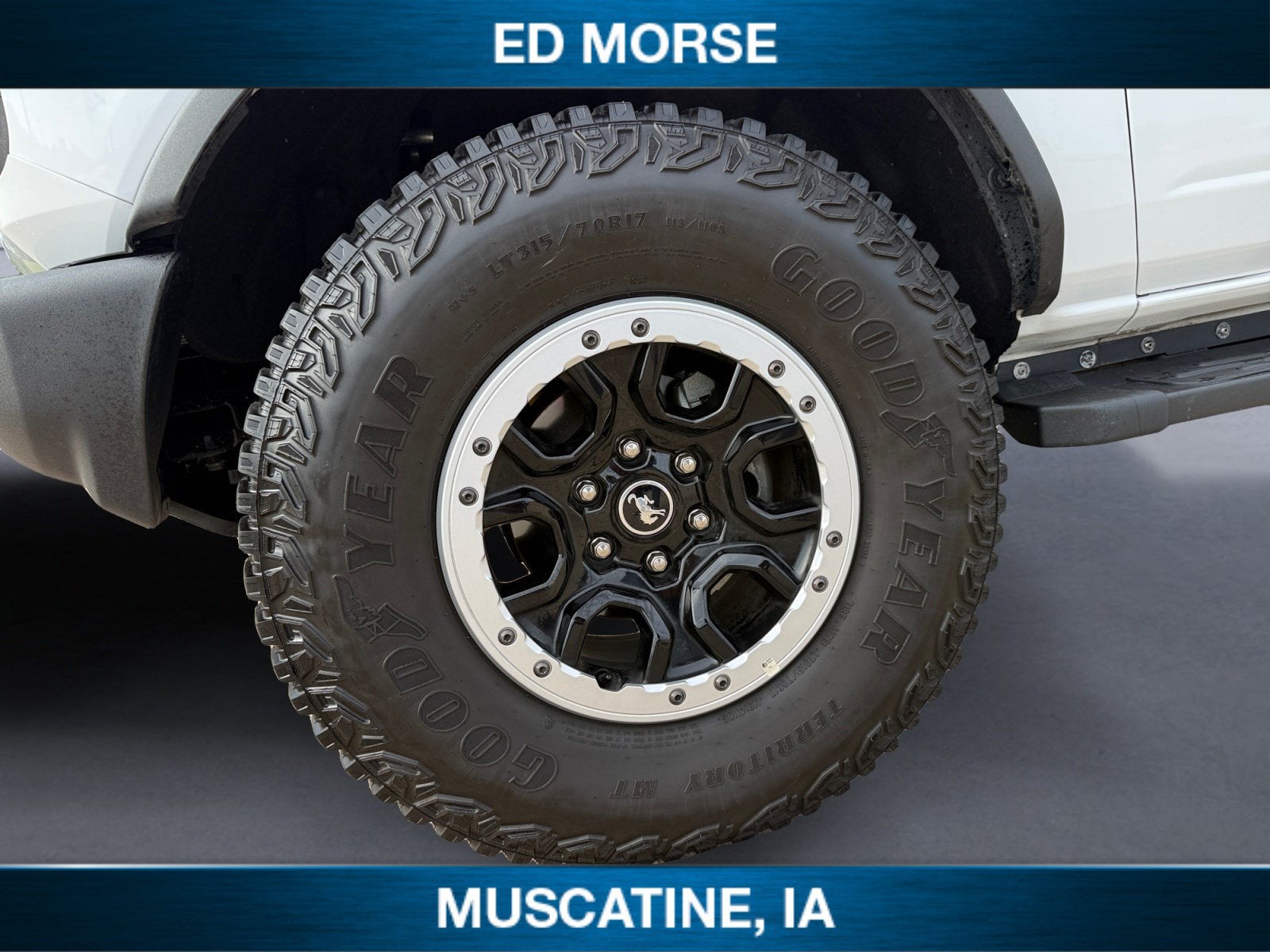 2023 Ford Bronco Base
