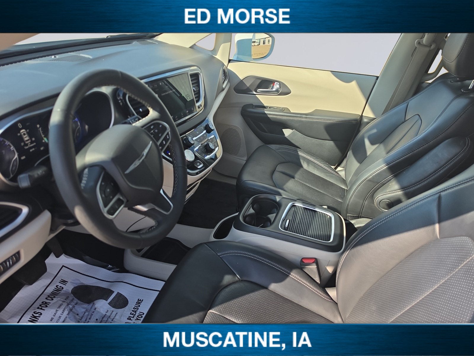 2022 Chrysler Pacifica Touring L