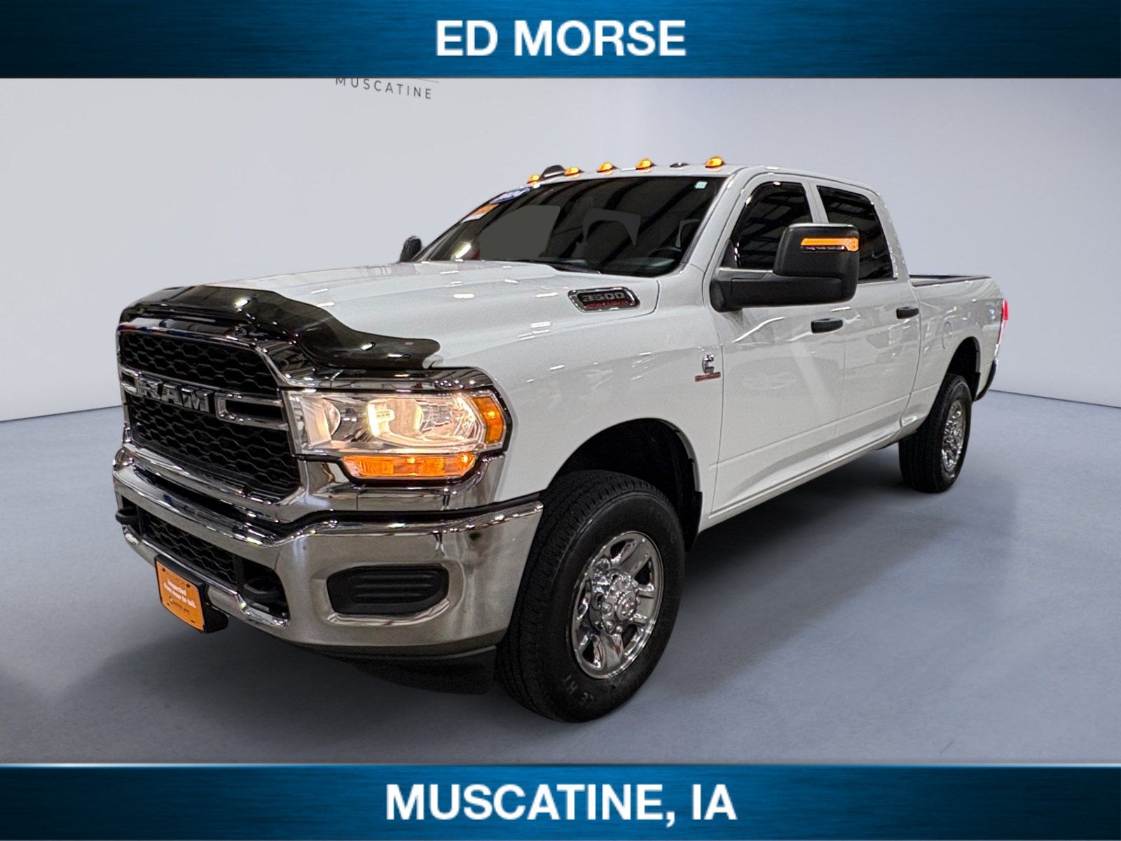 2024 RAM 3500 Tradesman Crew Cab 4x4 6'4' Box