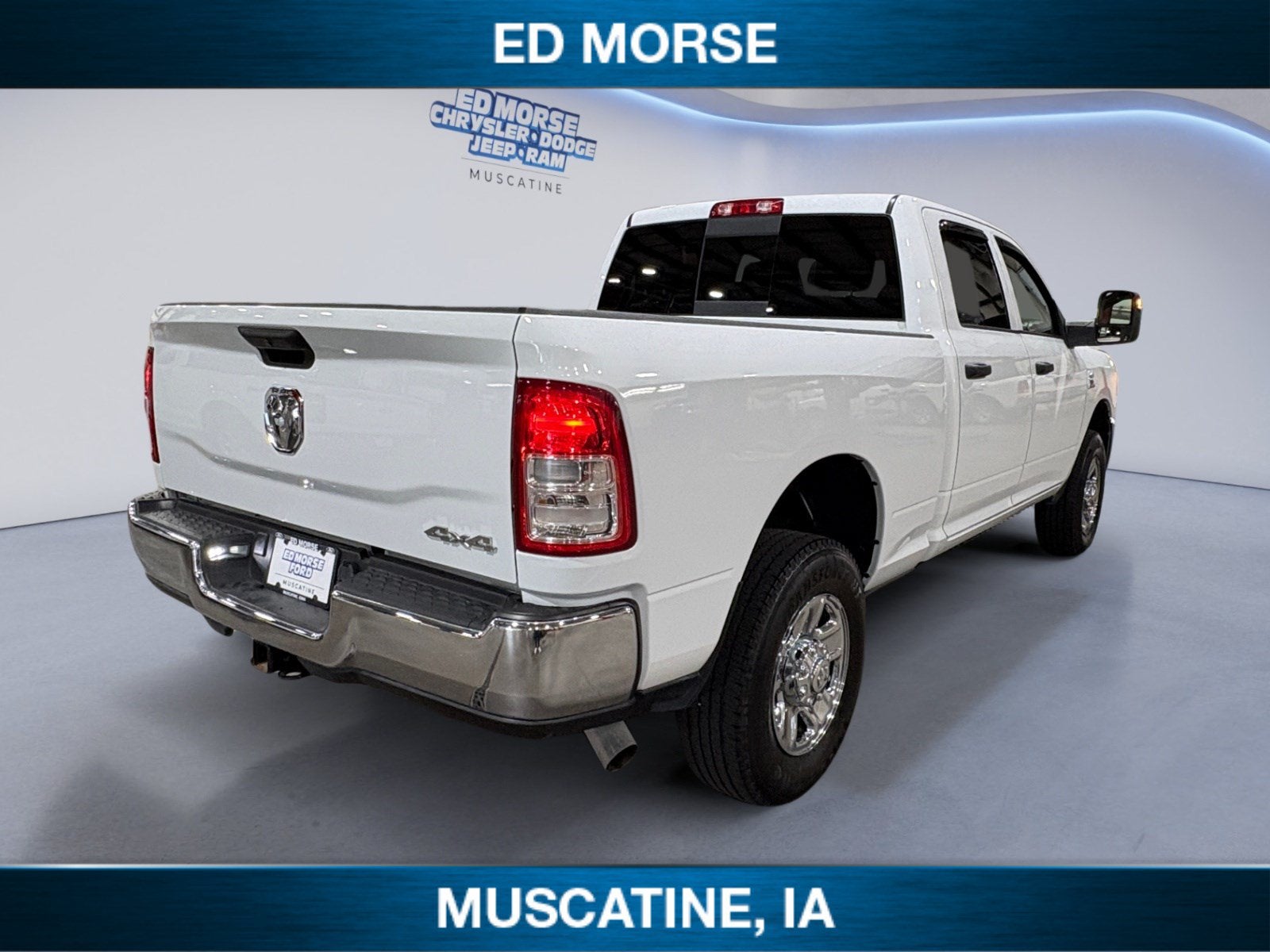 2024 RAM 3500 Tradesman Crew Cab 4x4 6'4' Box