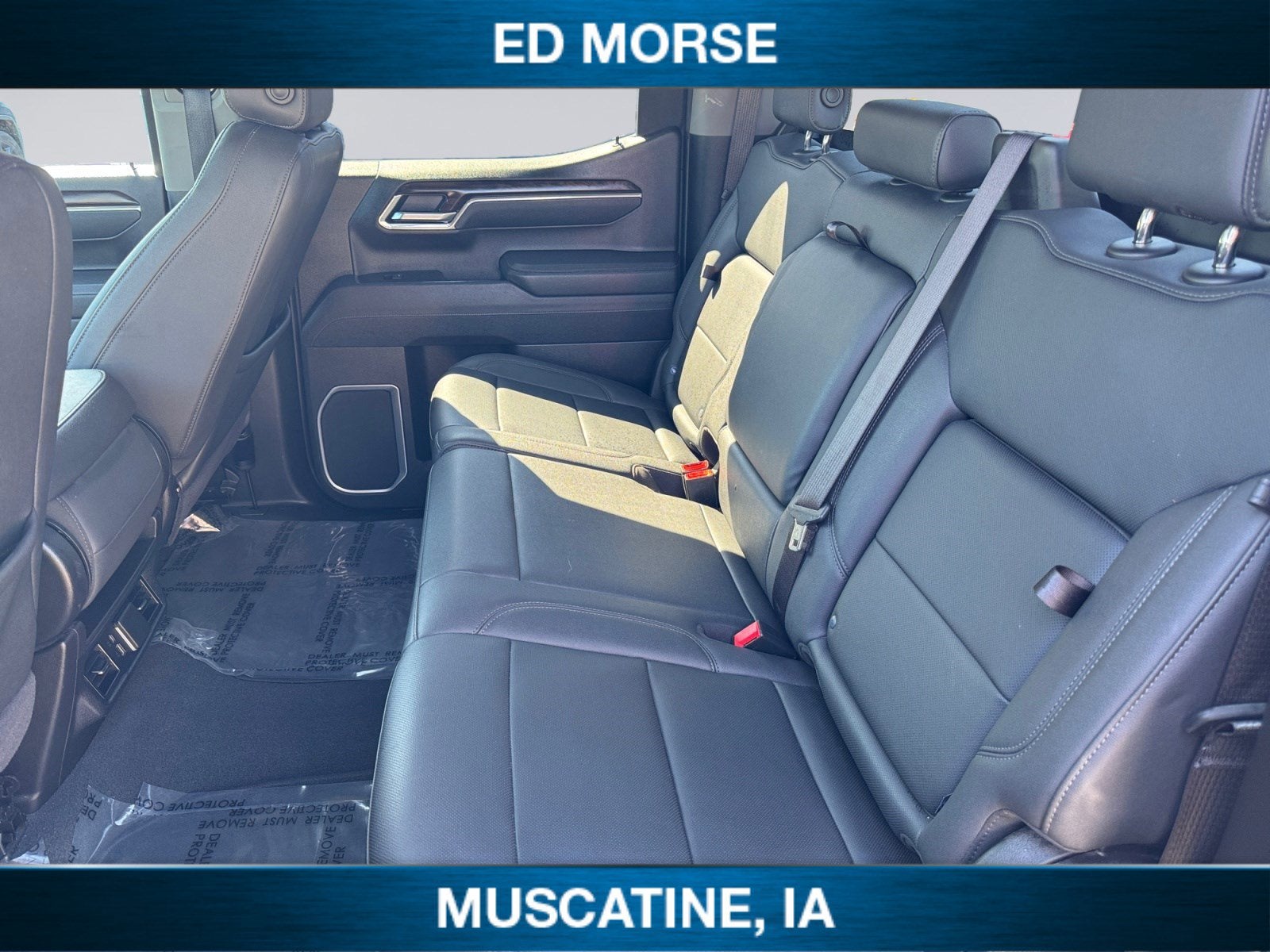 2025 GMC Sierra 1500 4WD Crew Cab Short Box SLT