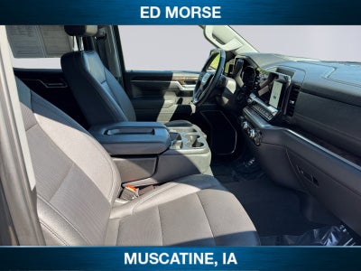 2025 GMC Sierra 1500 4WD Crew Cab Short Box SLT