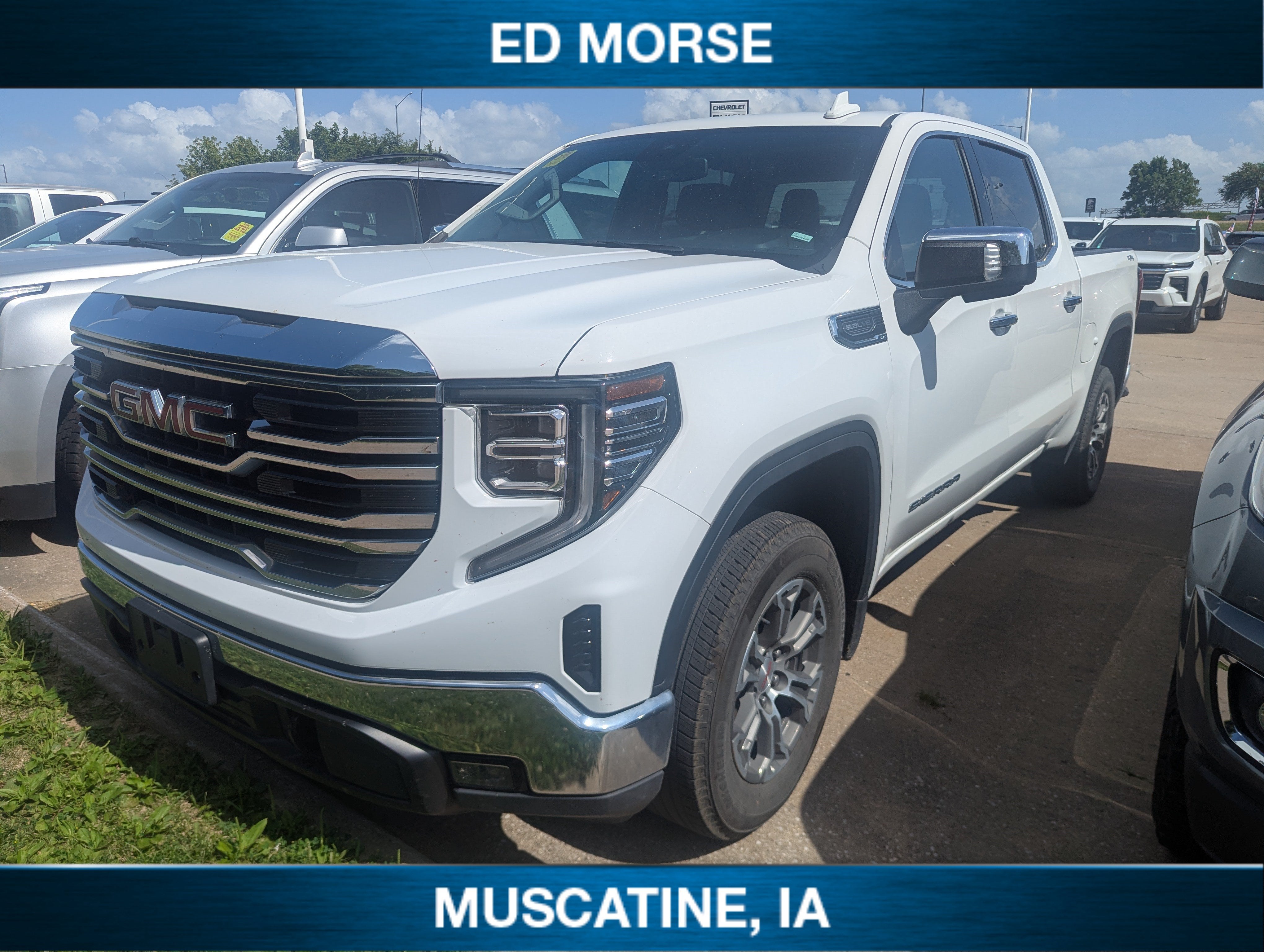 2025 GMC Sierra 1500 SLT