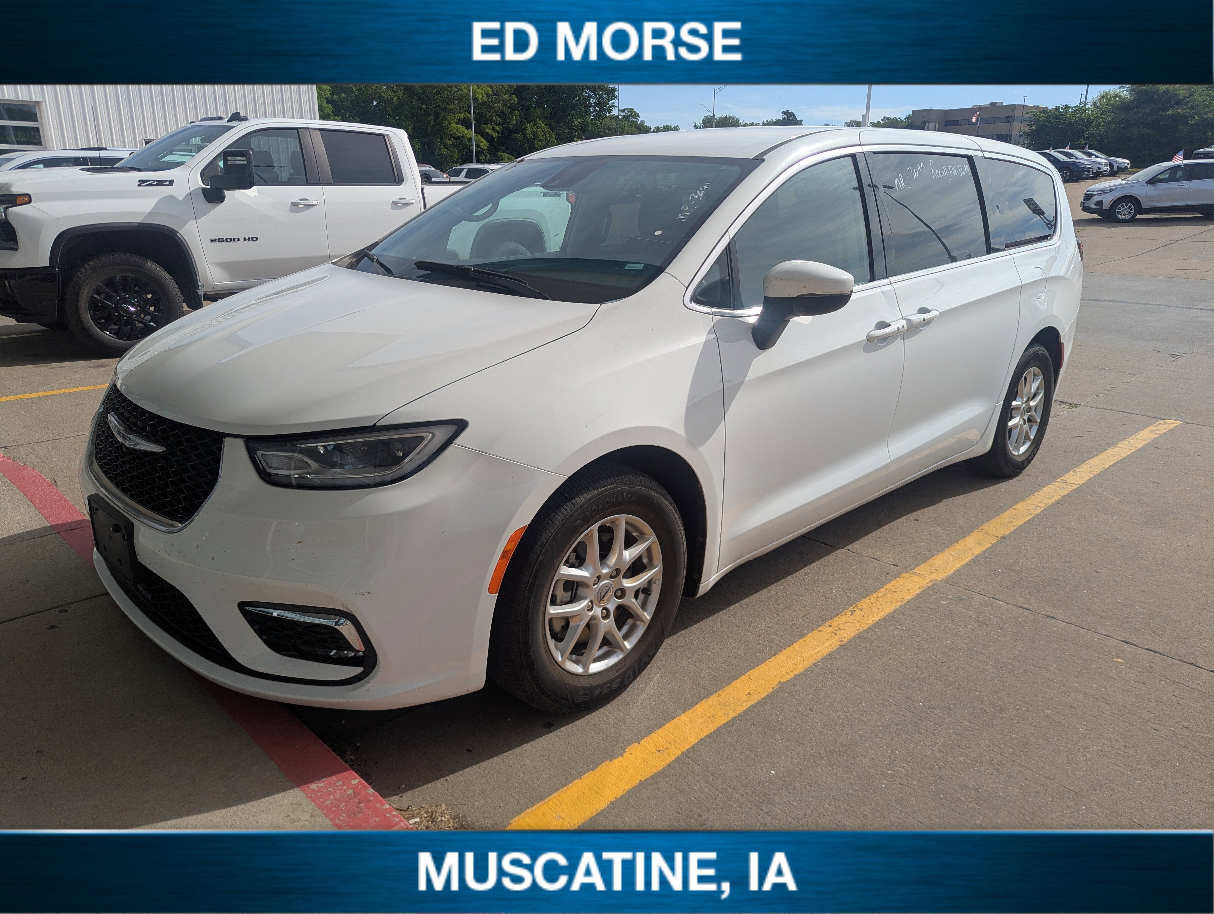 2023 Chrysler Pacifica Touring L