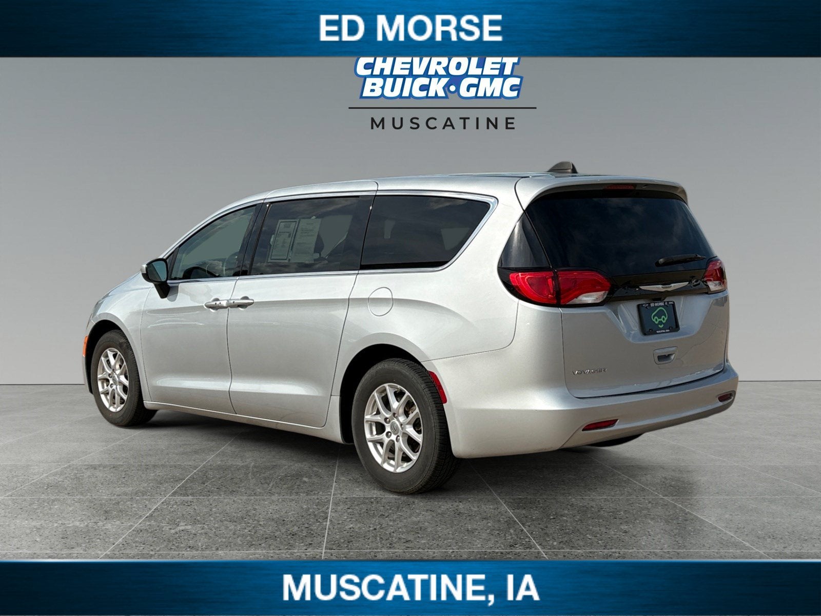 2023 Chrysler Voyager LX