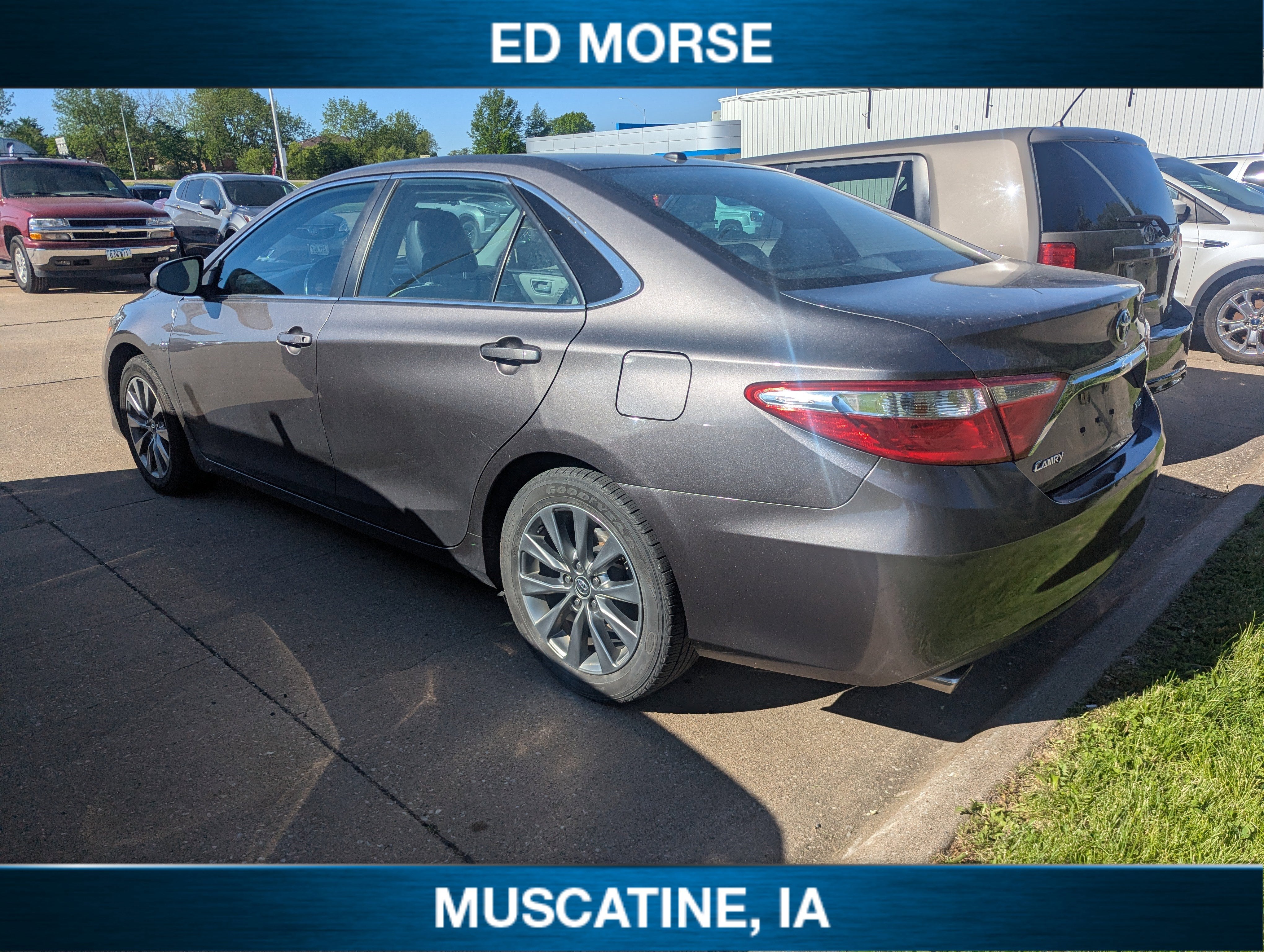 2015 Toyota Camry 3.5 Auto V6 XLE's photo