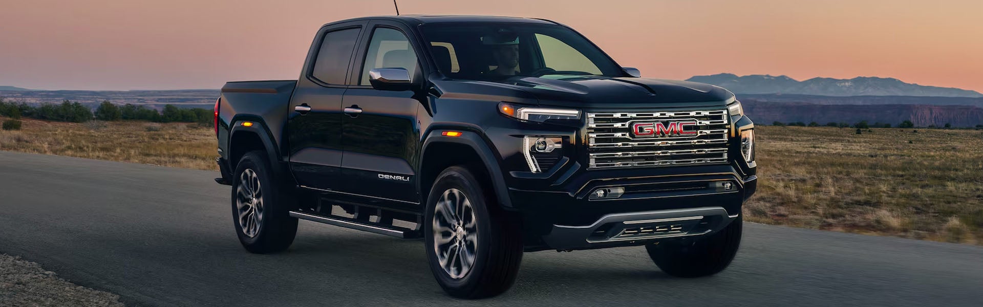 2026 GMC Canyon premium truck styling